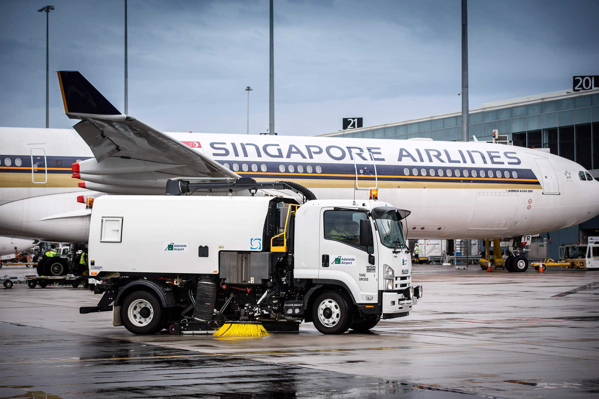 Bucher Road Sweeper RT655