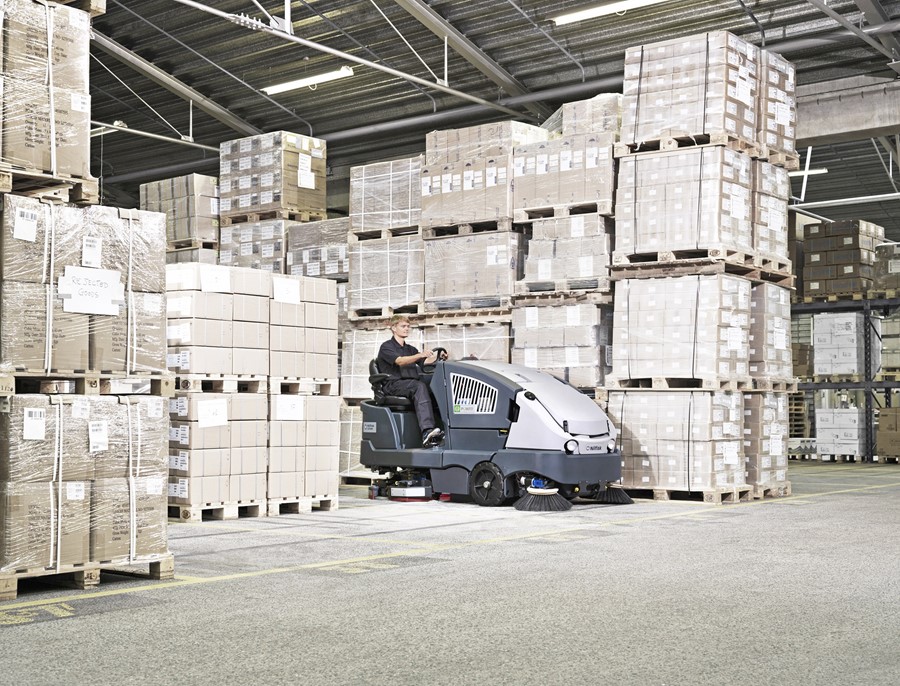CS7000 Warehouse1 Min