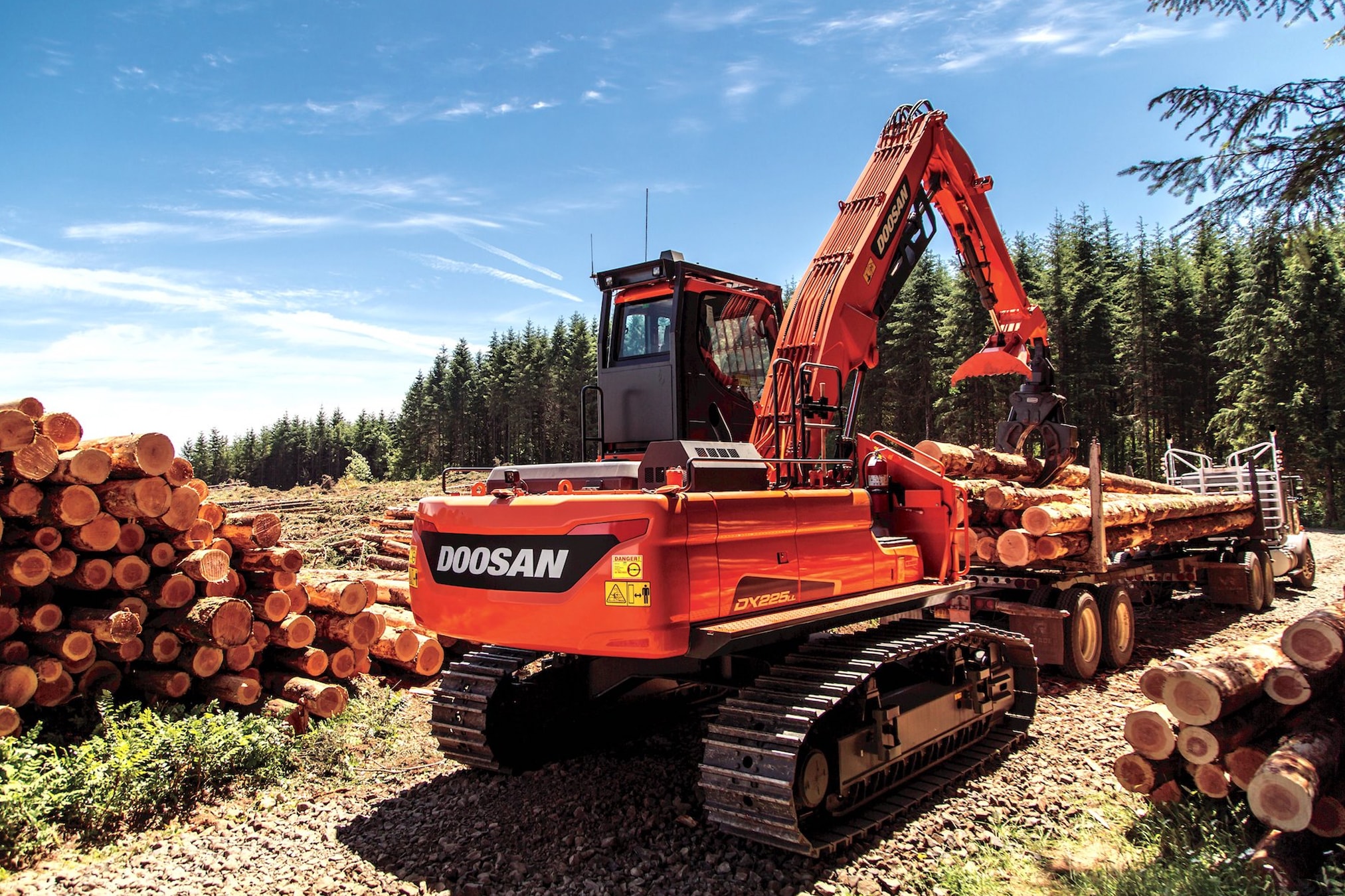 Doosan DX225LL 575X375 3 Min