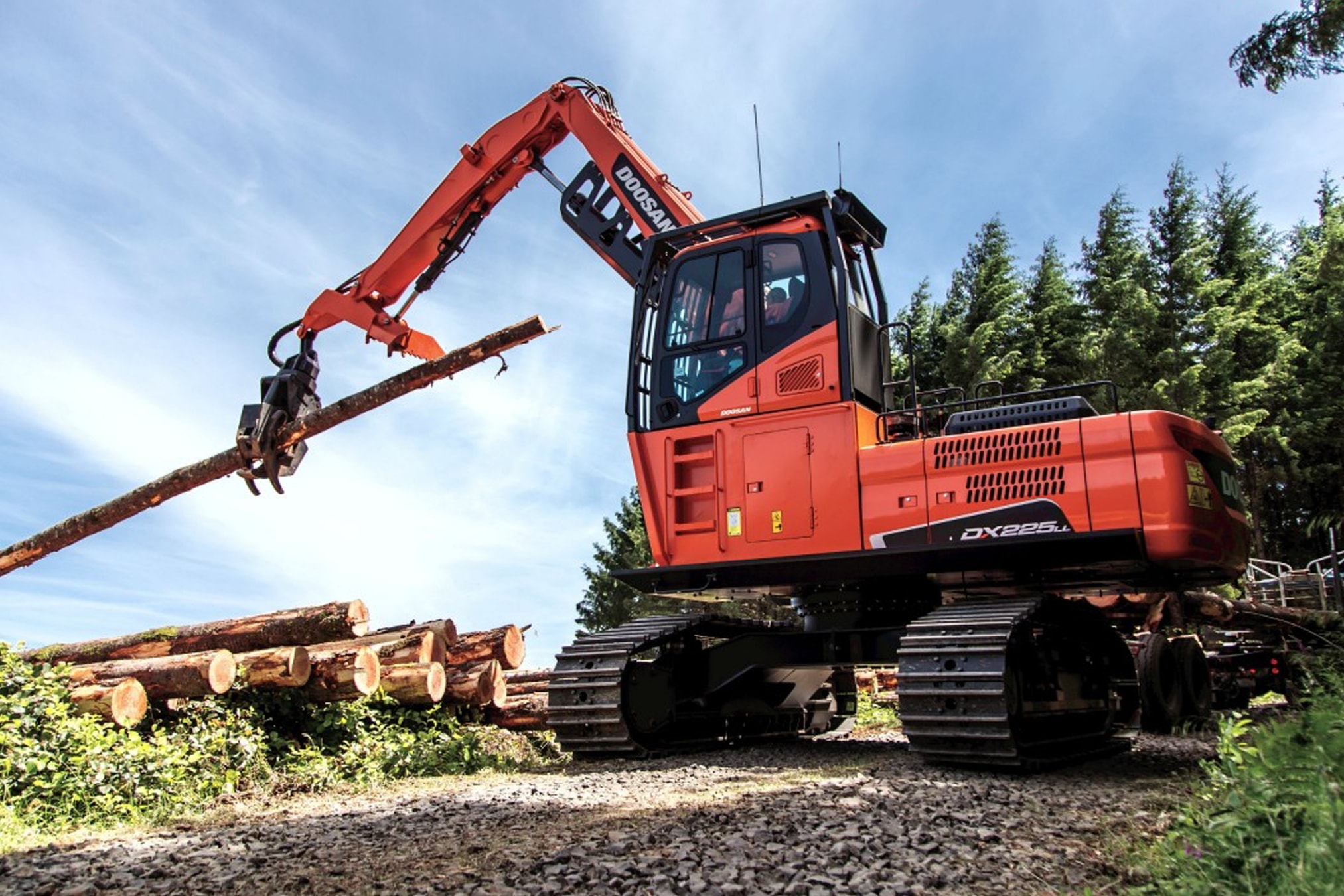 Doosan DX225LL 575X375 4 Min