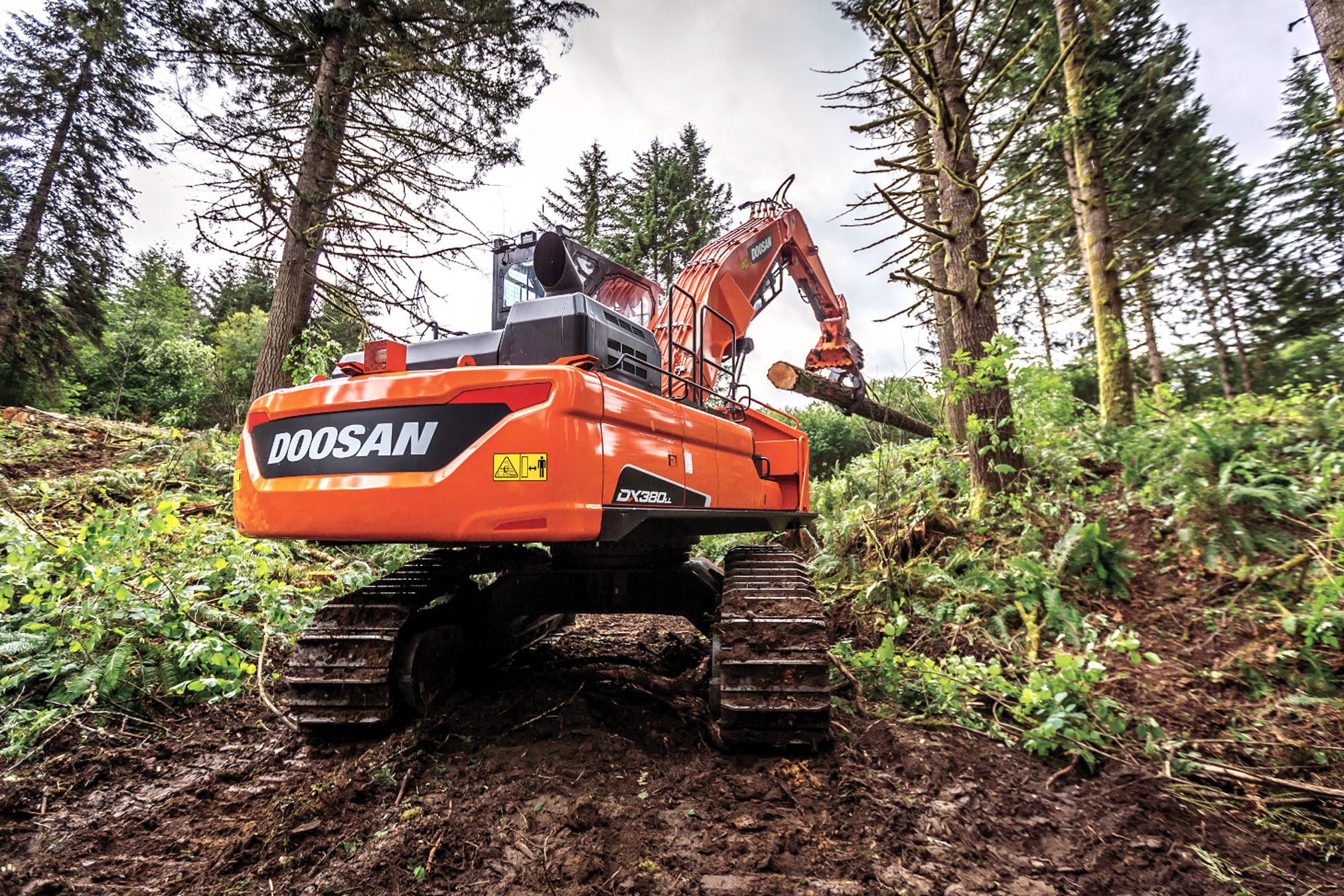 Doosan DX380 575X375 1 Min