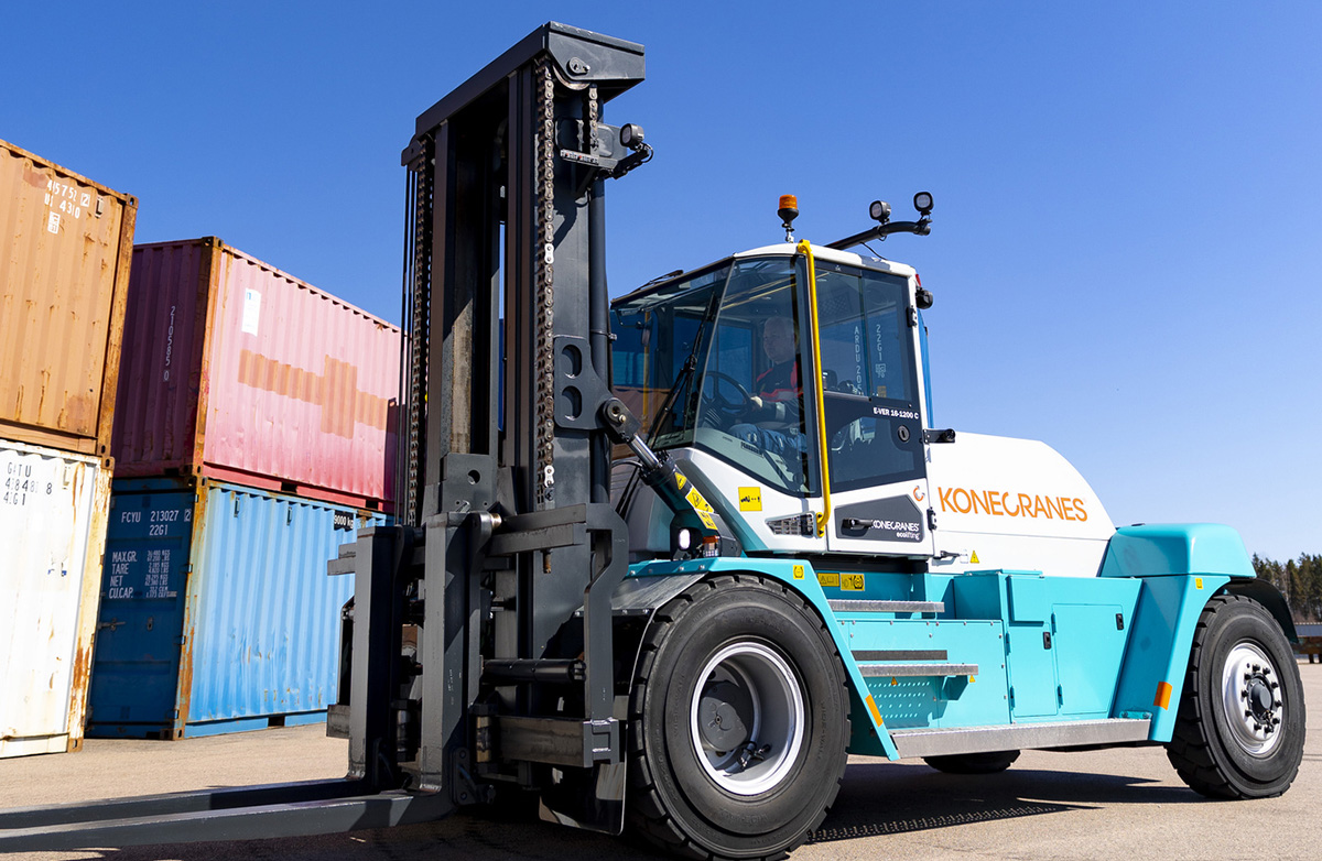 Ecolifting Electric Forklift 02