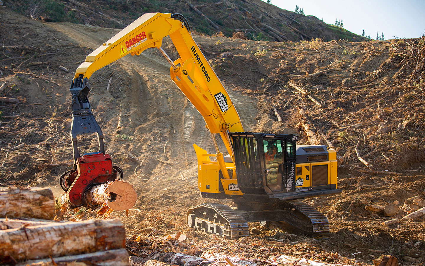 AB Equipment Sumitomo Forestry 40 Series 4040